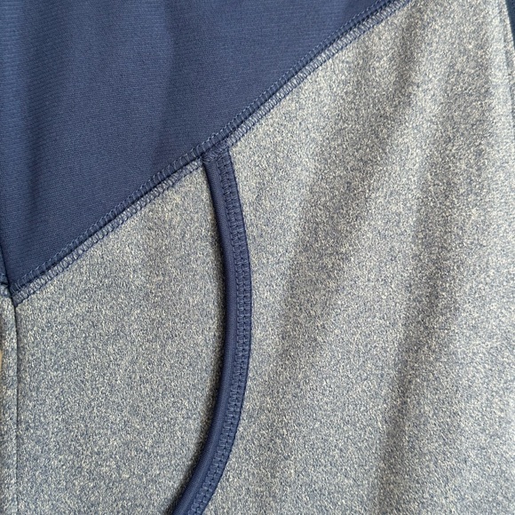 The North Face Navy and Light Gray Full-Zip Jacket - Picture 4 of 8